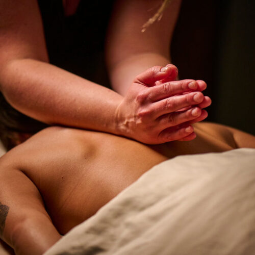 6 Reasons to Book a Summer Massage